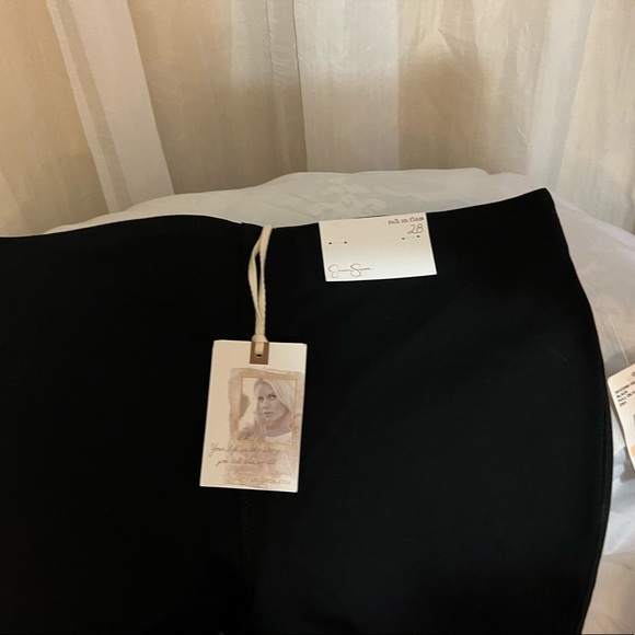 Jessica Simpson Flare leg pants - Picture 4 of 4